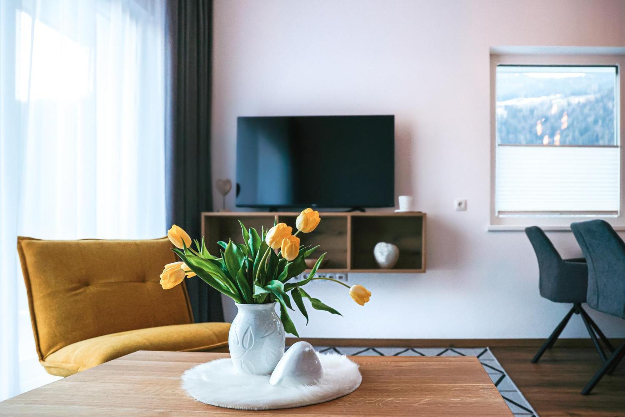 Alpenluxus Presents - Marias Zillertalblick With Roof Terrace, 3 Bedrooms & Parking Space Schlitters Exterior foto